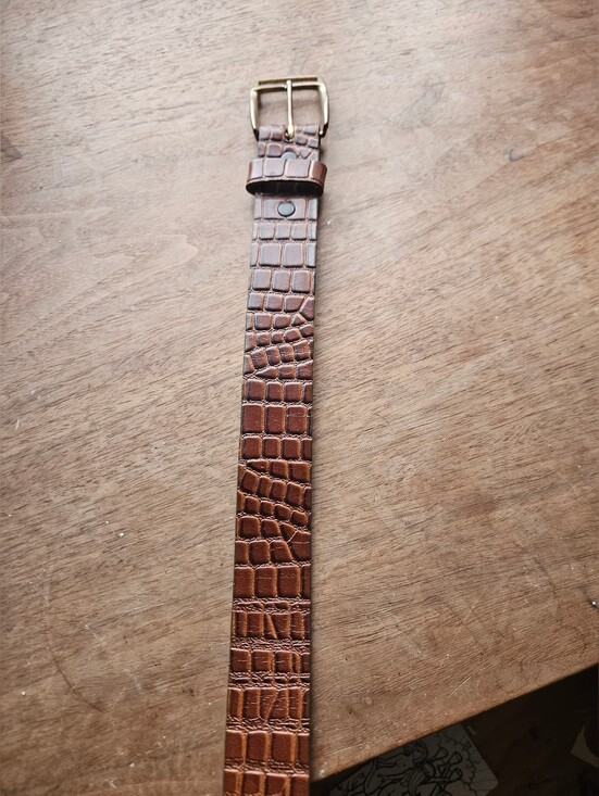 Accessories - Women's Brown Croc-Embossed Leather Belt Sz. 38